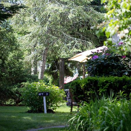 Historic White Blossom House Southold Exterior photo
